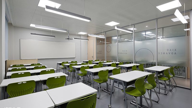 成人学历多少钱报名费贵不贵